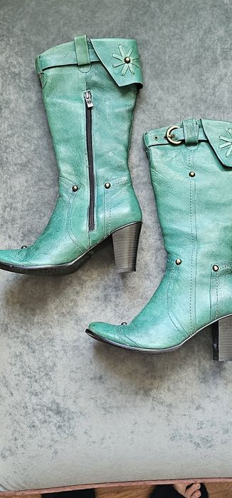 Продам сапоги женские