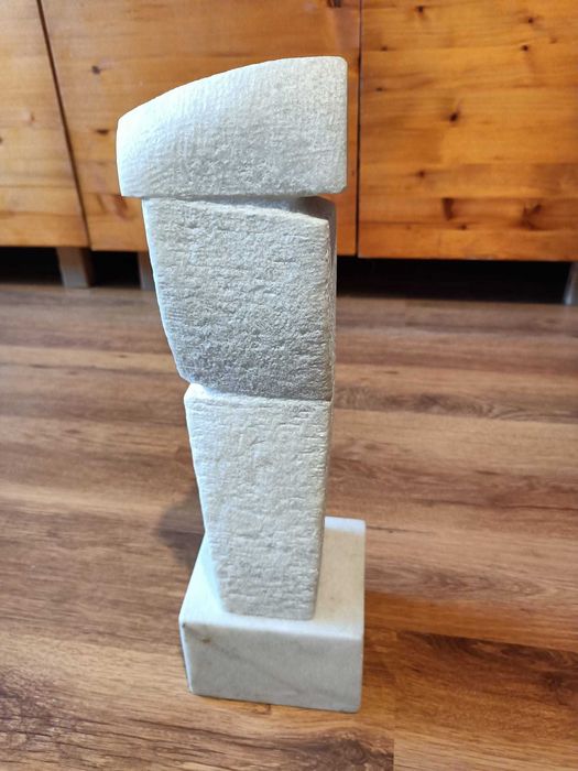 Statuie marmura Silviu Catargiu