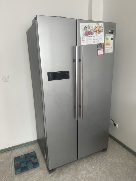 Холодильник самсунг новая