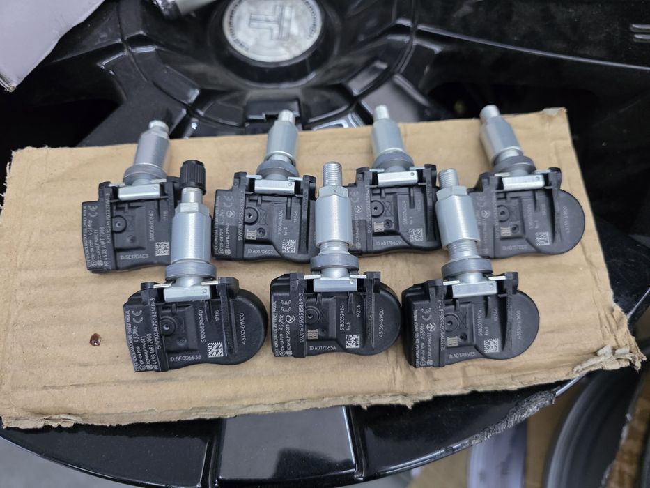 Сензори / Датчици за налягане в гумите за Suzuki