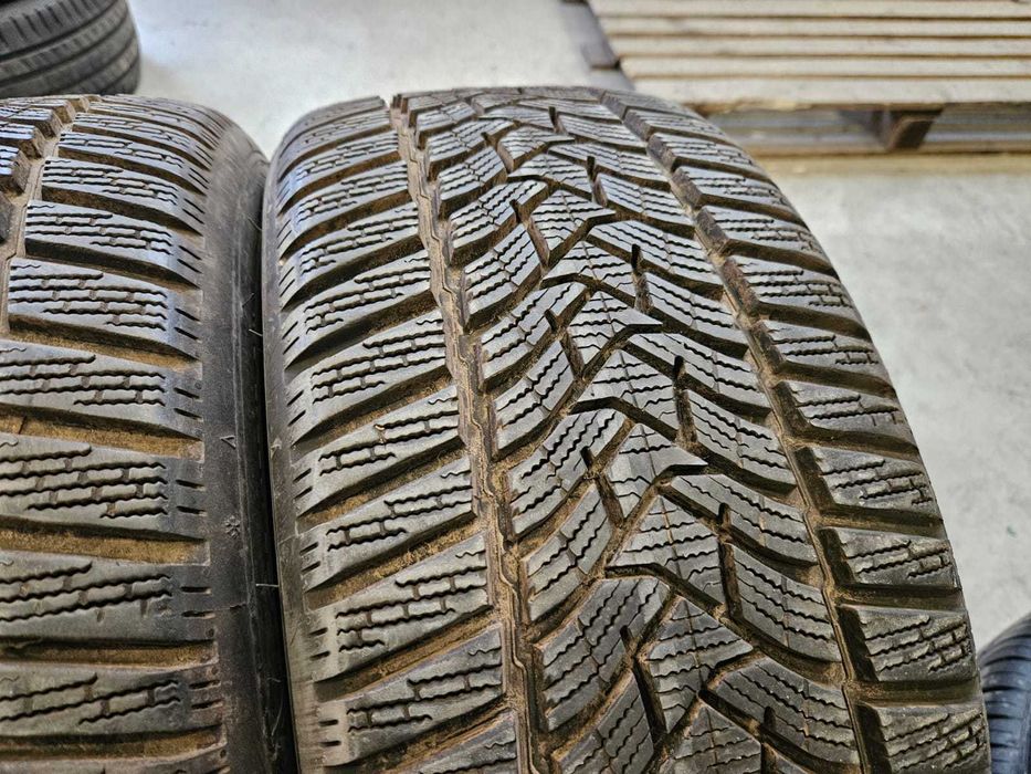 Set 4 Anvelope IARNA 225.45.17 'Dunlop' ; ca NOI