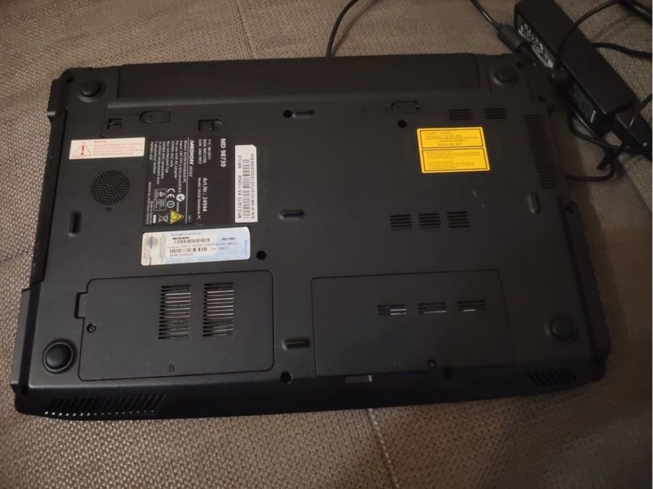 Laptop Medion Akoya i3 gen 2