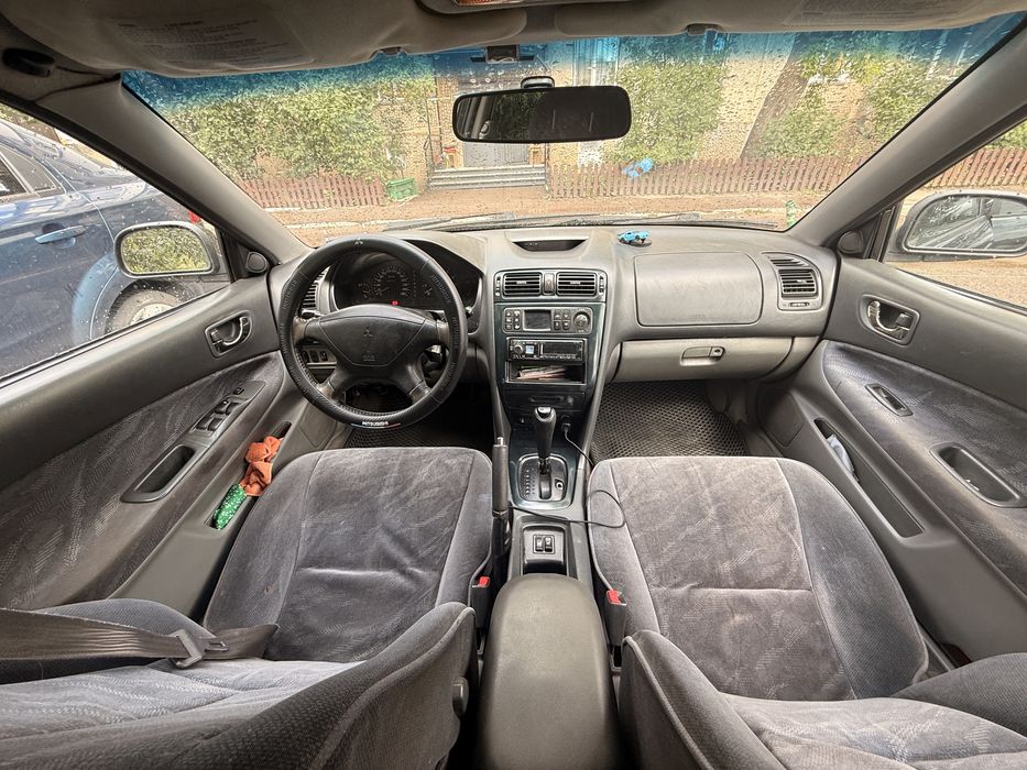 Mitsubishi Galant 8 2.5 автомат