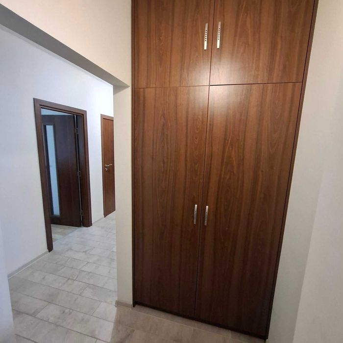 Продава се Тристаен апартамент в Варна, Възраждане 1 - 74 кв.м за 2325 €/кв.м - Снимка #12