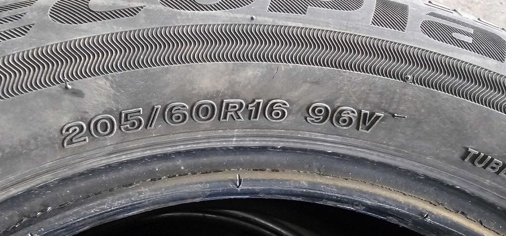 Anvelope Bridgestone Ecopia EP422 205/60 R16 96V – Ca Noi, Profil >7mm