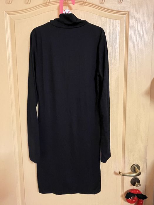 Чисто нова рокля CHASE & CHASE