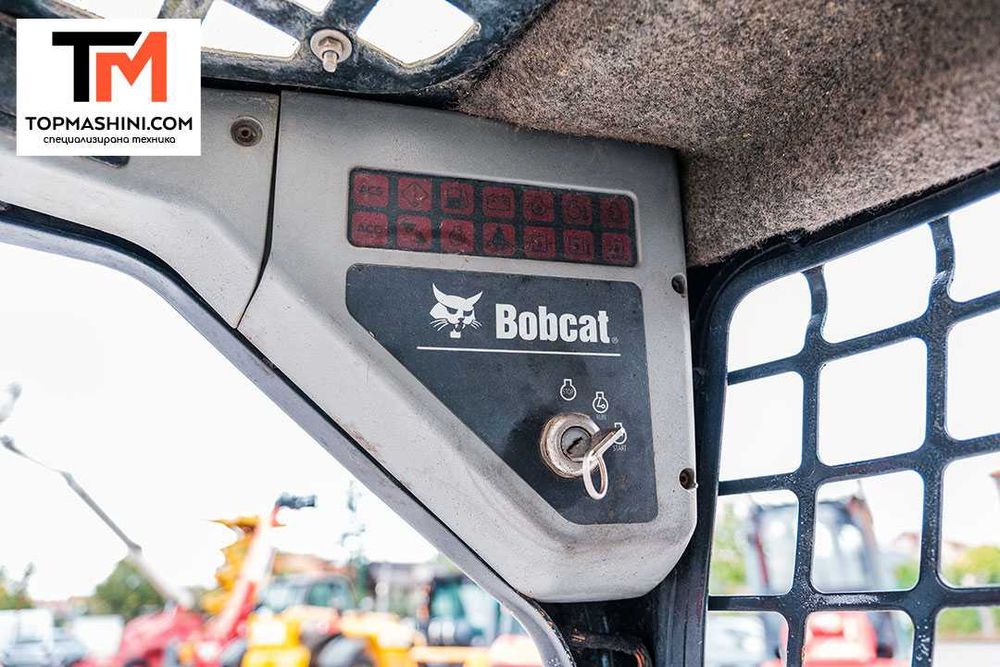 Мини челен товарач Bobcat S130