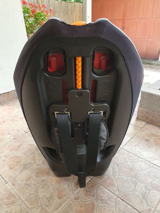 Scaun auto Chicco Gro-Up 123, pt copii 9-36 kg