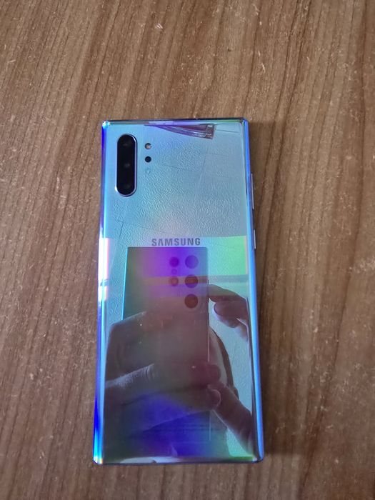 Vând Samsung Note 10 plus