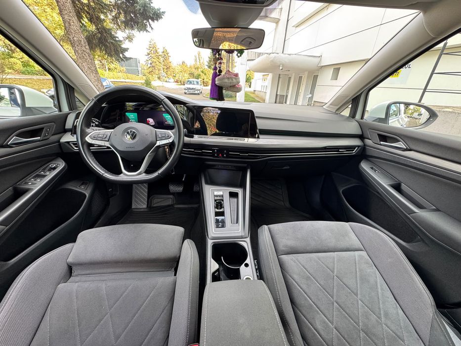 VOLKSWAGEN Golf 2021 — imagine 5
