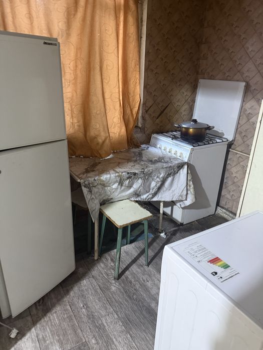 Продаётся 1/1/5, 28,4 кв, рядом с метро БИЙ