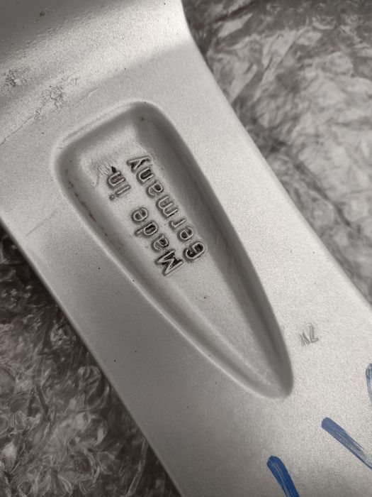 DEZENT 19-5x108 ET45 8j Ford Kuga