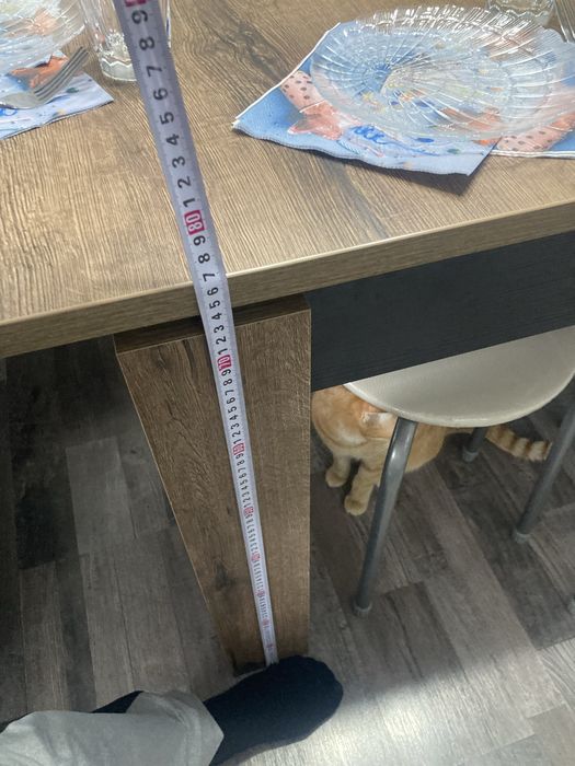 Складной стол в гостинную