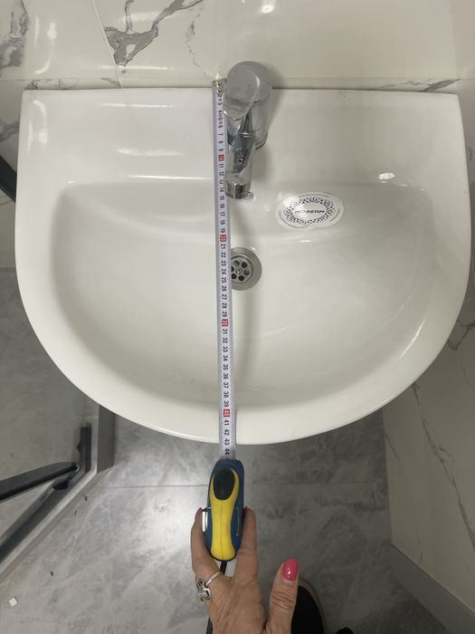 Раковина с пьедисталом Белая