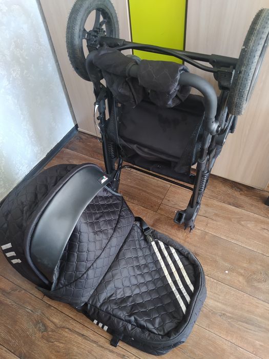 Продам коляску в отличном состоянии