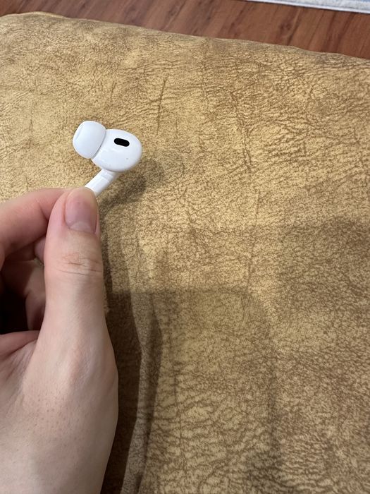 Наушник правый Airpods pro