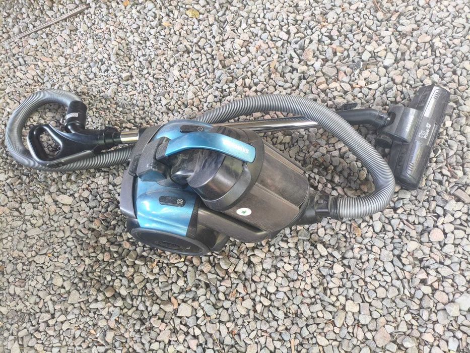 пылесос Samsung 2100W модель VC5100