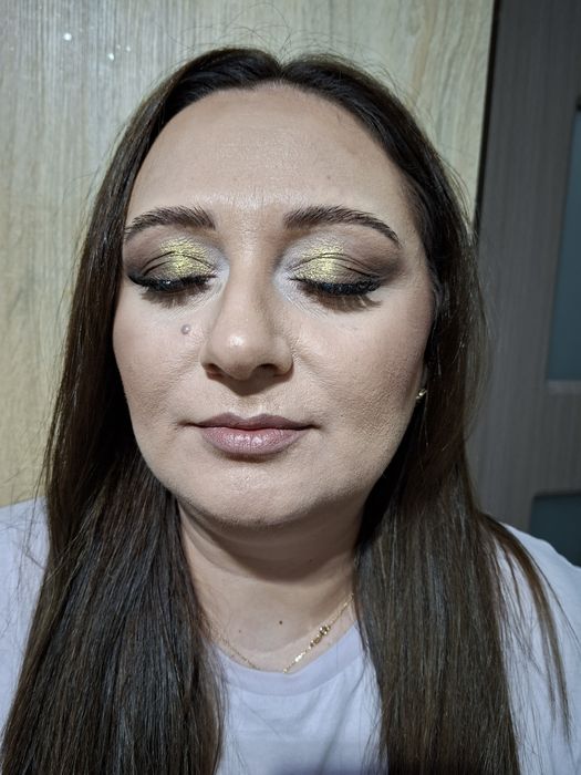 Machiaj natural ,simplu si fresh-70 lei