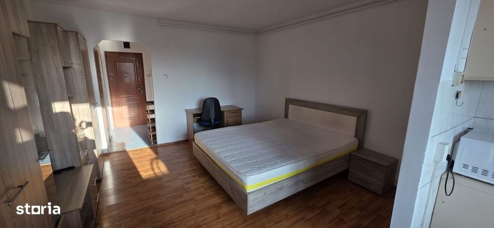 Garsoniera, mobilata si utilata, 27.27 mp., zona Materna