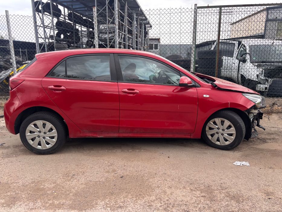 Kia Rio на части