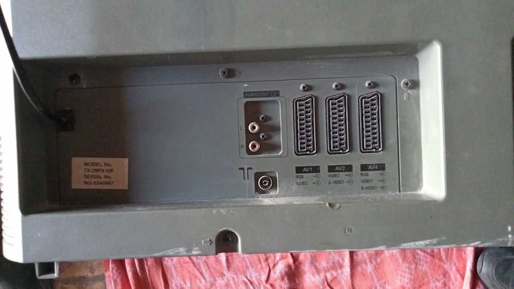 Продаю телевизор Панасоник