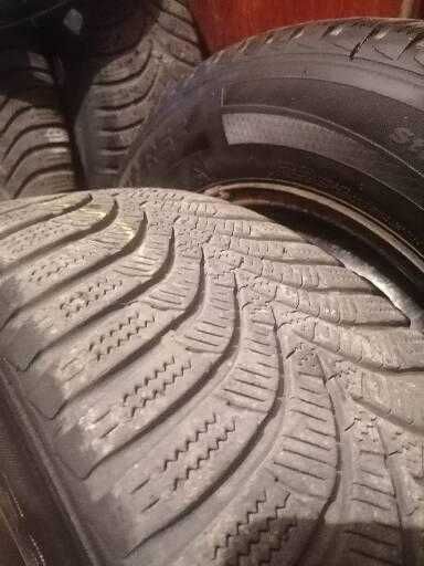 Jante Ford cu anvelope de iarna