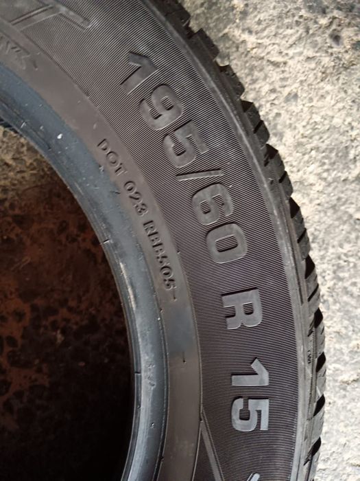 Set 2 anvelope iarna 195/60/15 vredestein dot 2024