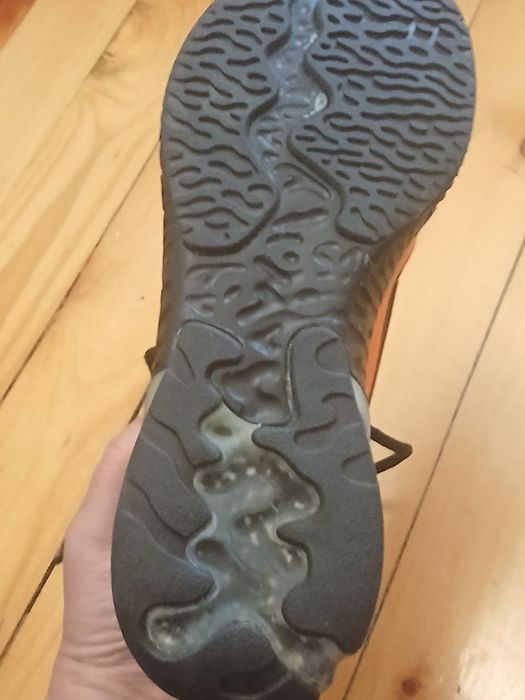 Маратонки NIKE Намаление