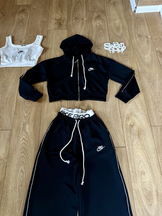 Разкошен ежедневен суперудобен сет 3 части Nke