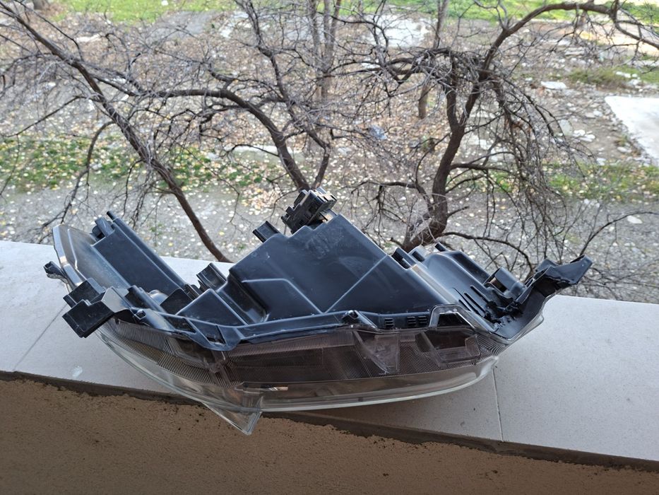 ЛЯВ ФАР ЗА Toyota Hilux 2020 - 2023