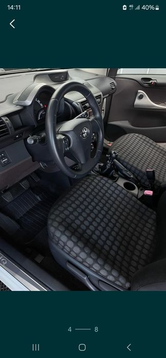 TOYOTA iQ 2011 — imagine 5