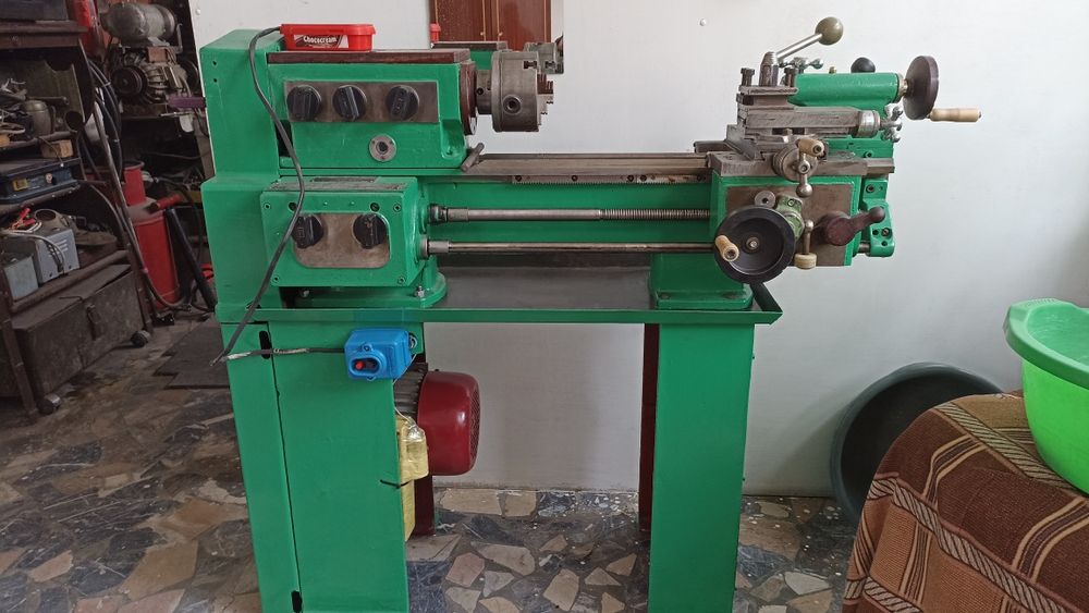 Токарный станок ТВ-4 продается