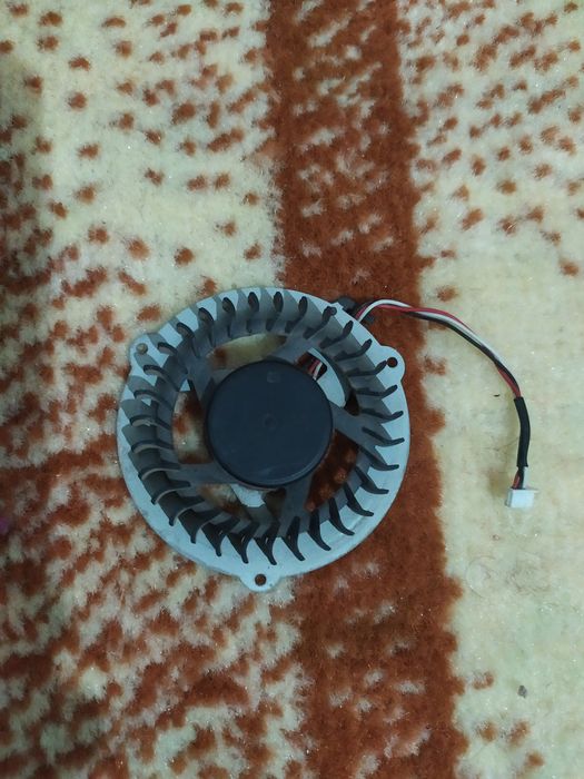 Noutbuk uchun kuller