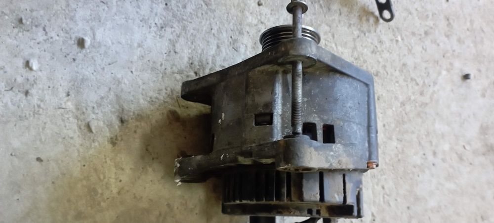 Alternator Renault kangoo1.5 DCI 125 A
