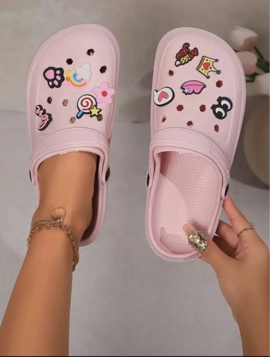 Incaltaminte tip crocs (noi)