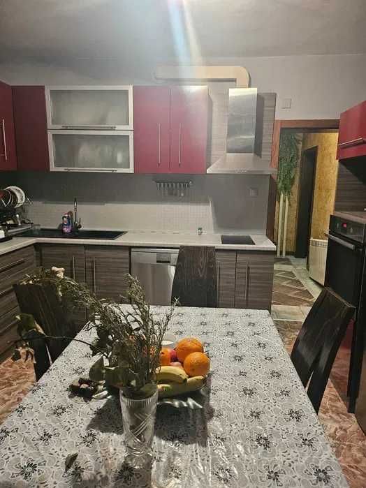 Продава се Тристаен апартамент в Садово - 118 кв.м за 597 €/кв.м - Снимка #6