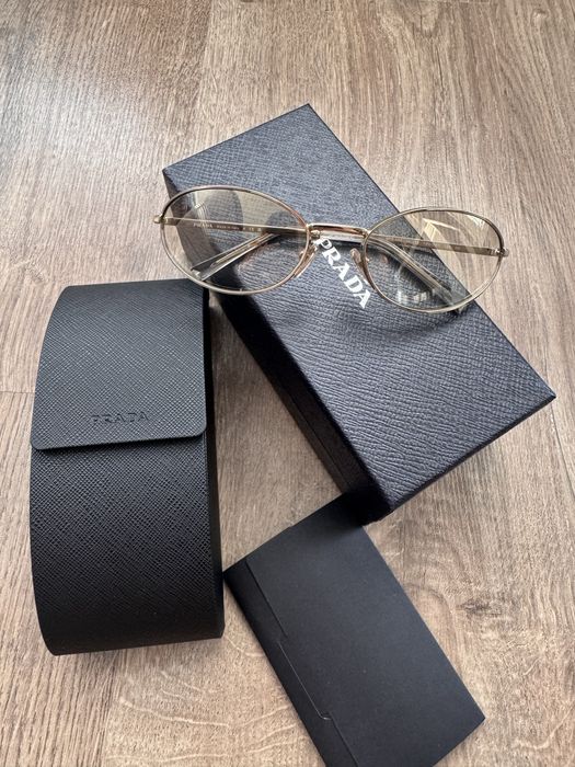 Дамски слънчеви очила PRADA PRA59S - 14N7H1.