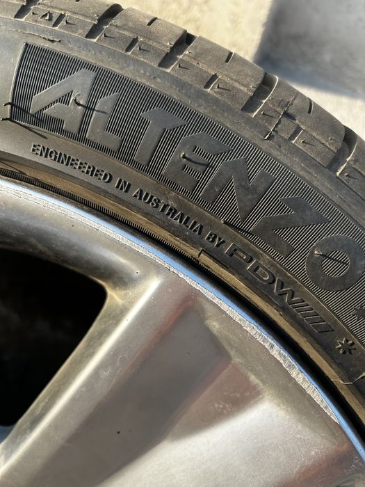 Диски с шинами 215/45/17 Subaru