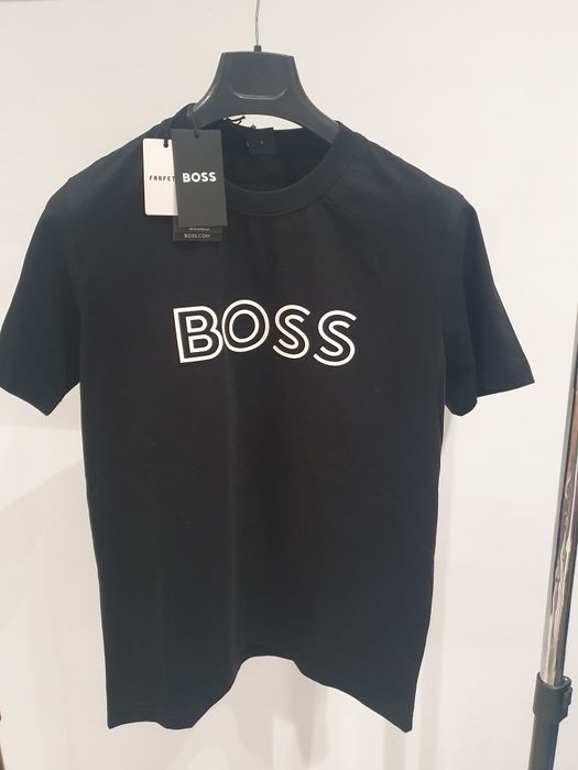 Tricou Hugo Boss premium la oferta