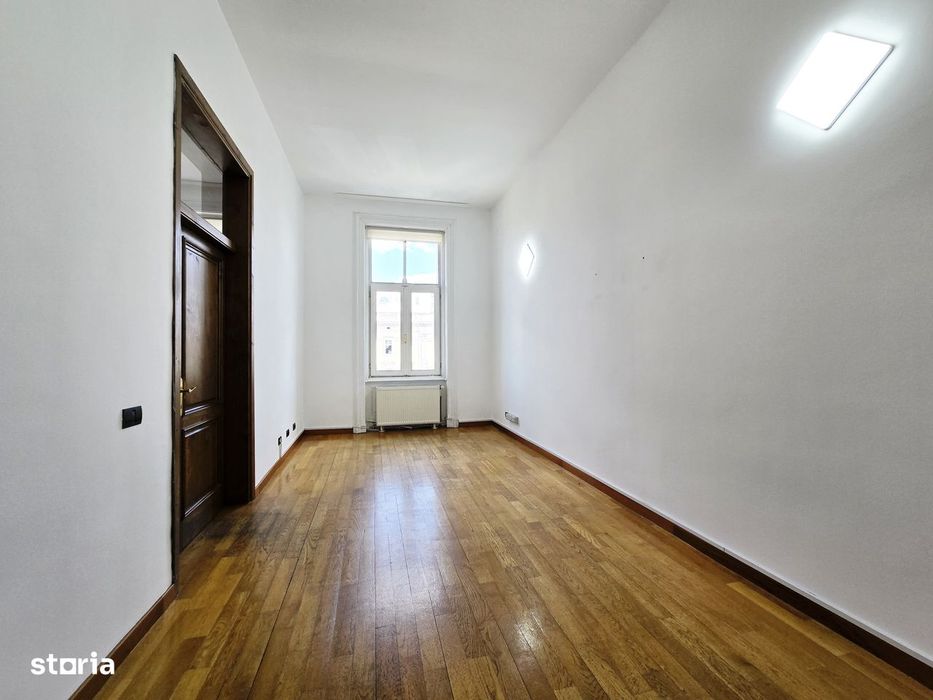 Spațiu comercial amenajat, într-o locație excelentă – Bd. Revoluției