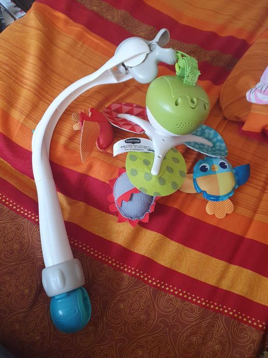 Музикална въртележка за легло Tiny Love