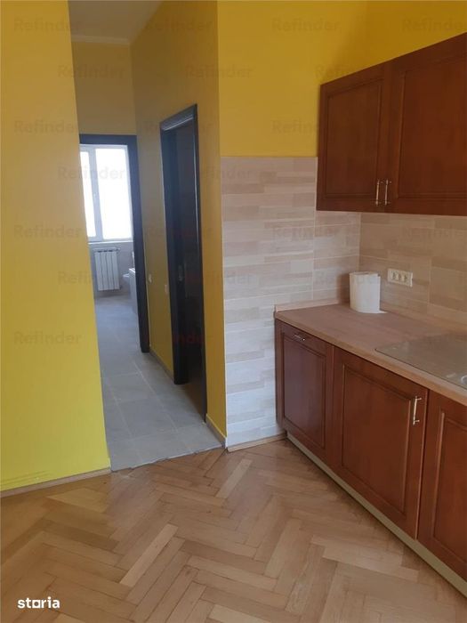Apartament 3 camere 76 mp | renovat recent | centrala proprie | Univer