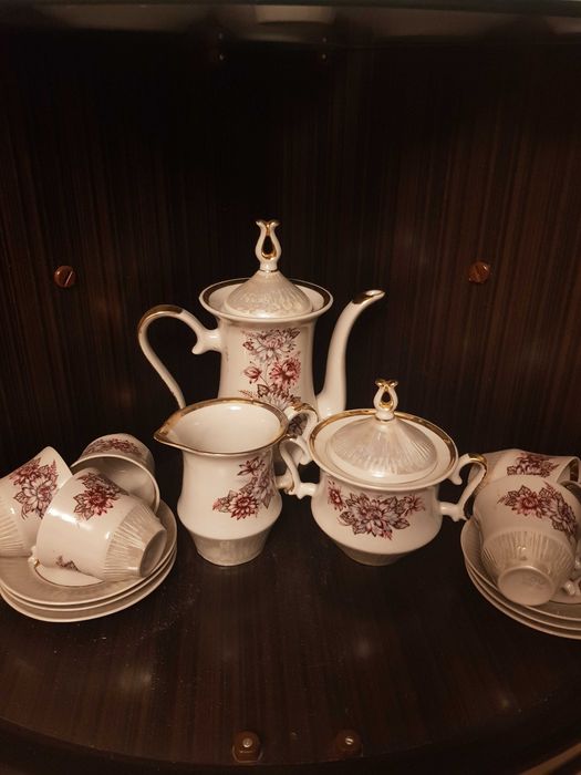 Сервиз  на 6 персон