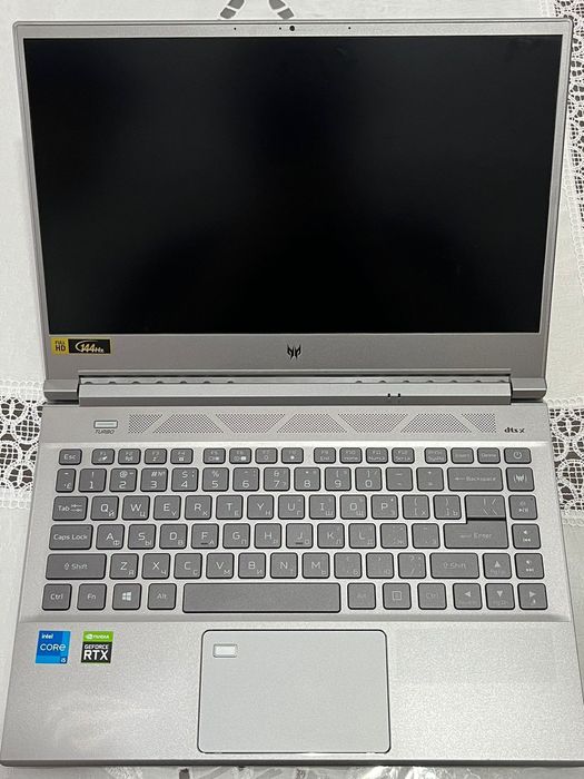 Продам игровой ноутбук  ACER PREDATOR TRITON 300 SE