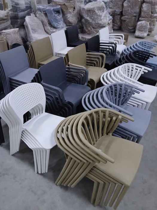 стола и стульев прямо со склада