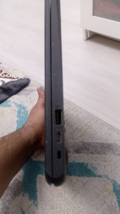 Продам нудбук Hp