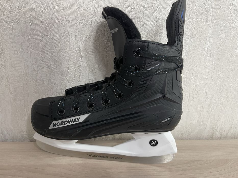 Продам коньки nordway ndw 550
