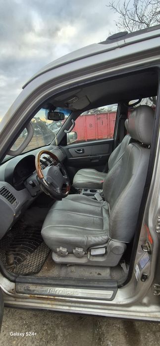 Tapițerie interior bord Hyundai Terracan  2.9 CRDI an fabricatie 2005