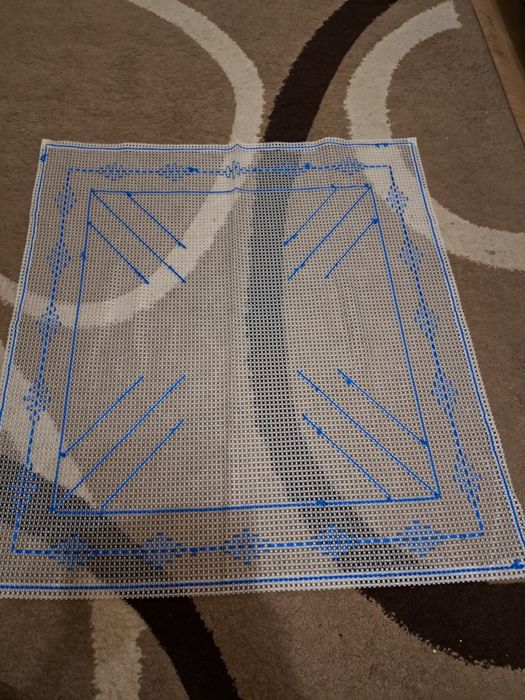 Чисто нови ръчно бродирани карета и ковьори