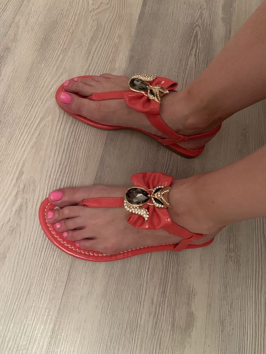 Сандали босоножки